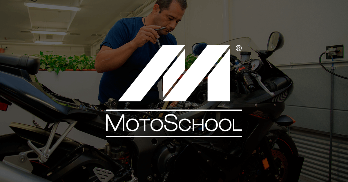 (c) Motoschool.net